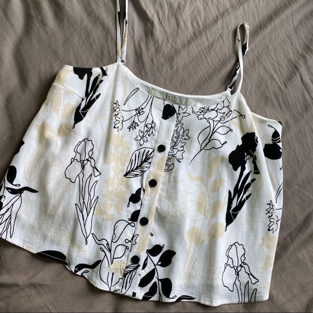 crop tank top with flower design